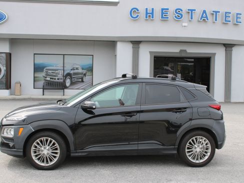 Used 2021 Hyundai Kona SEL Plus FWD image 1