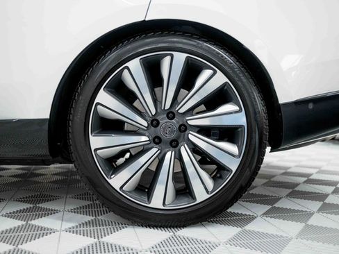 Used 2024 Land Rover Range Rover SV image 36