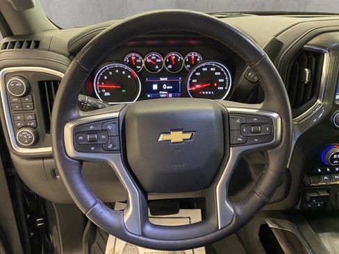 Used 2022 Chevrolet Silverado 1500 LTZ w/ LTZ Premium Package image 16
