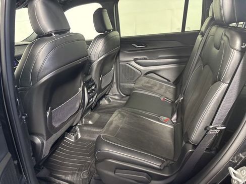 Certified 2023 Jeep Grand Cherokee L Laredo image 22