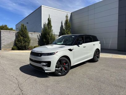 New 2025 Land Rover Range Rover Sport Dynamic SE