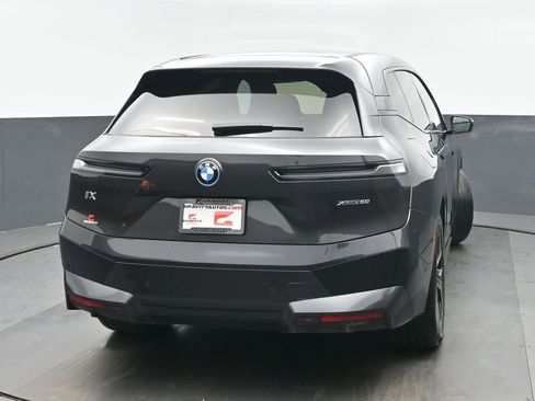 Used 2023 BMW iX xDrive50 w/ Sport Package image 4