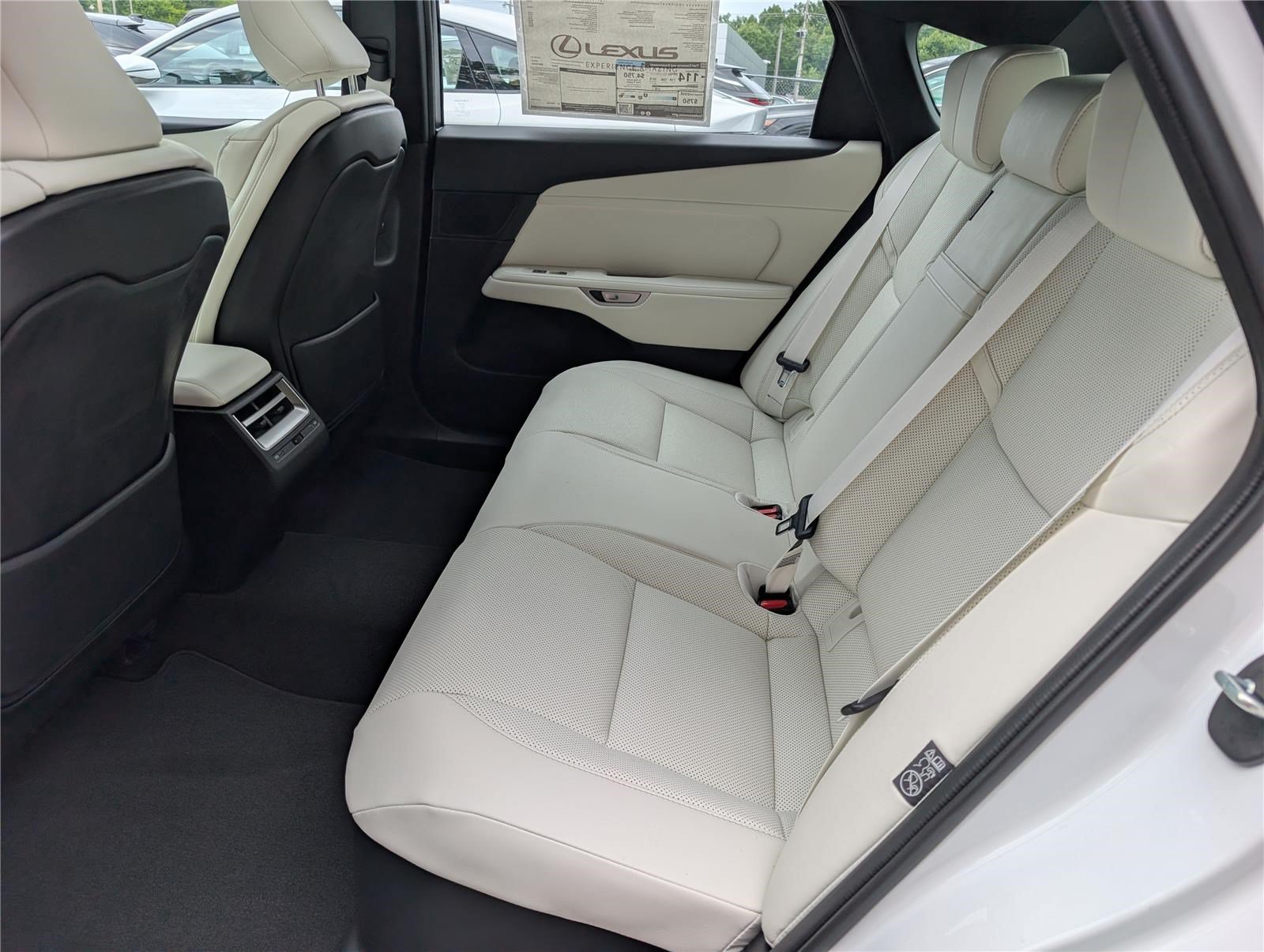 New 2026 Lexus ES 500e w/ Convenience Package AWD/4WD image 11
