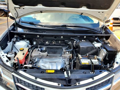 Used 2015 Toyota RAV4 Limited FWD image 53