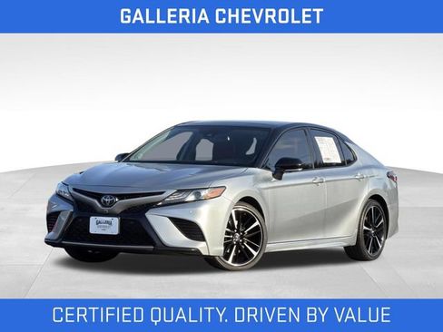 Used 2019 Toyota Camry XSE w/ Driver Assist Package FWD image 2
