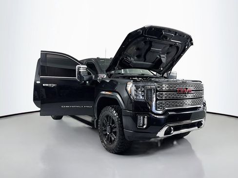 Used 2022 GMC Sierra 3500 Denali w/ Denali Black Diamond Edition AWD/4WD image 23