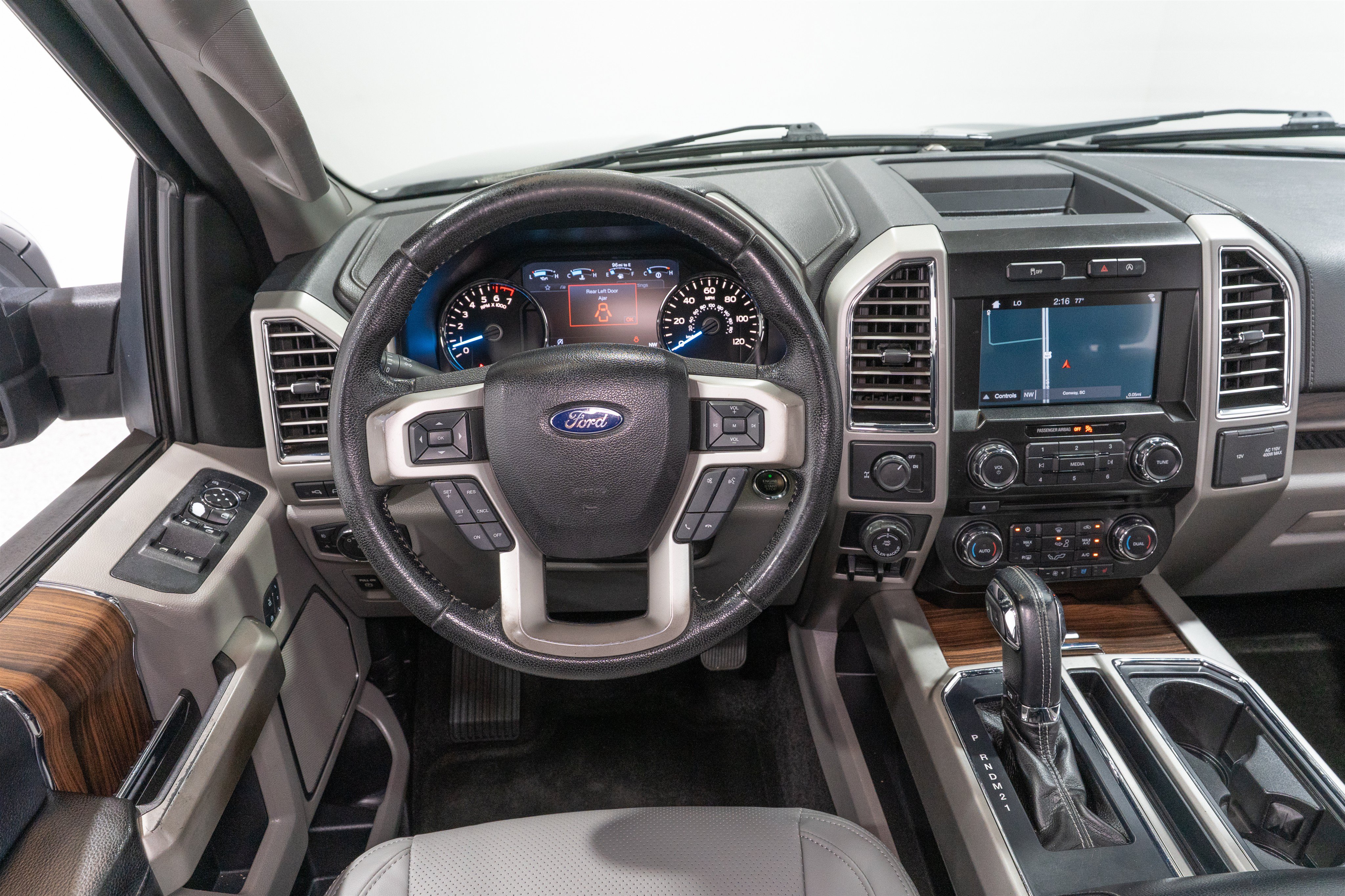 Used 2016 Ford F150 Lariat RWD image 13