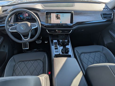 New 2026 Volkswagen Atlas SEL Premium R-Line image 9