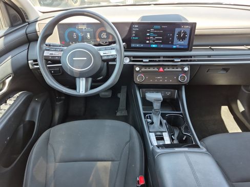 Used 2025 Hyundai Tucson SEL AWD/4WD image 18