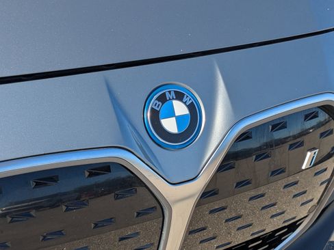Used 2023 BMW i4 eDrive40 w/ Premium Package image 11