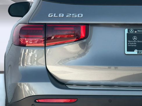New 2026 Mercedes-Benz GLB 250 image 13