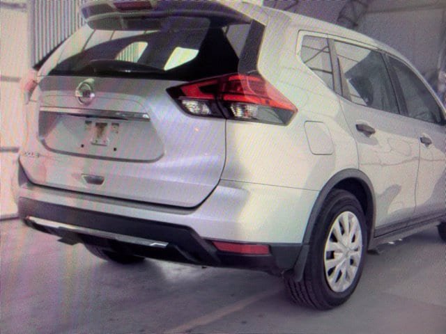 Used 2017 Nissan Rogue S FWD image 7