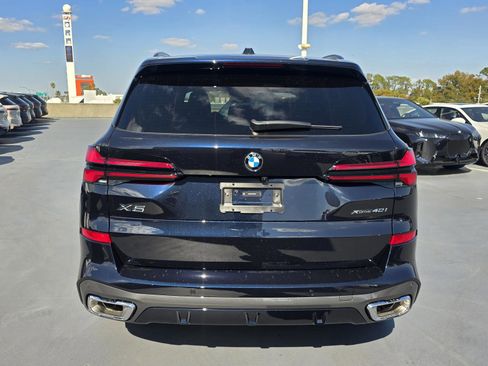 New 2026 BMW X5 xDrive40i w/ M Sport Package image 3