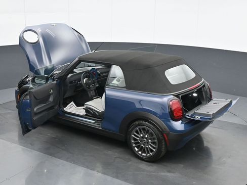 Used 2025 MINI Cooper S FWD image 39