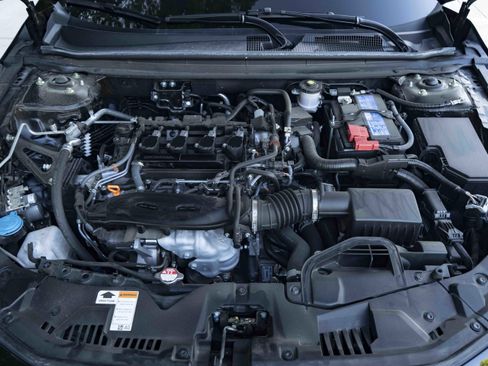 Used 2025 Honda Accord LX image 41