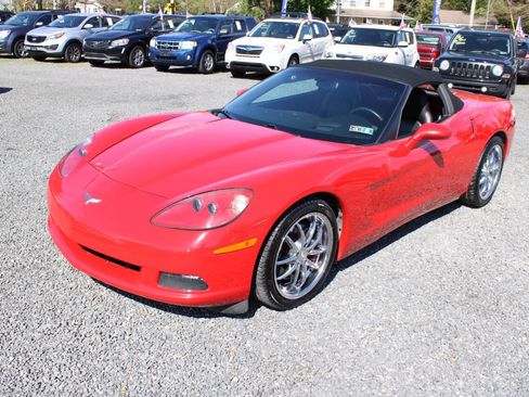Used 2005 Chevrolet Corvette Convertible w/ Preferred Equipment Group RWD image 11