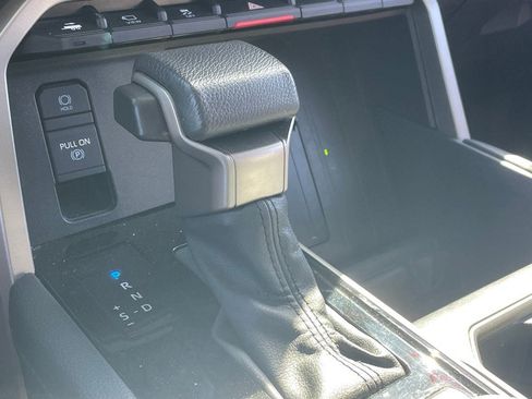 Used 2024 Toyota Tundra Limited image 7