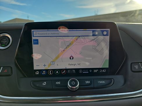 Used 2022 Chevrolet Blazer LT w/ Sound & Technology Package image 24