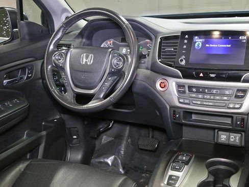 Certified 2023 Honda Ridgeline RTL image 5