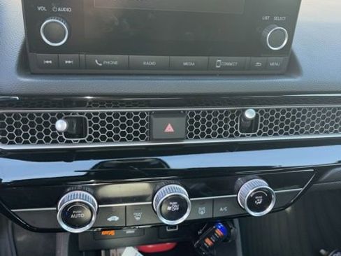 Used 2022 Honda Civic Sport image 5