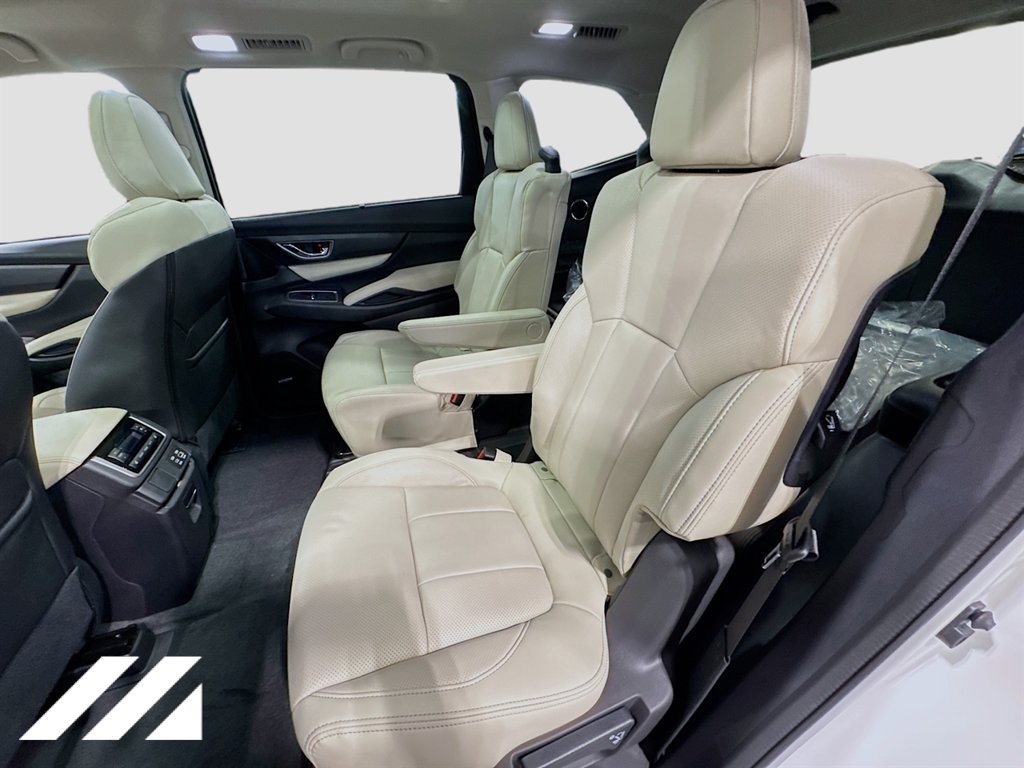 Used 2025 Subaru Ascent Limited w/ Popular Package #2 AWD/4WD image 26