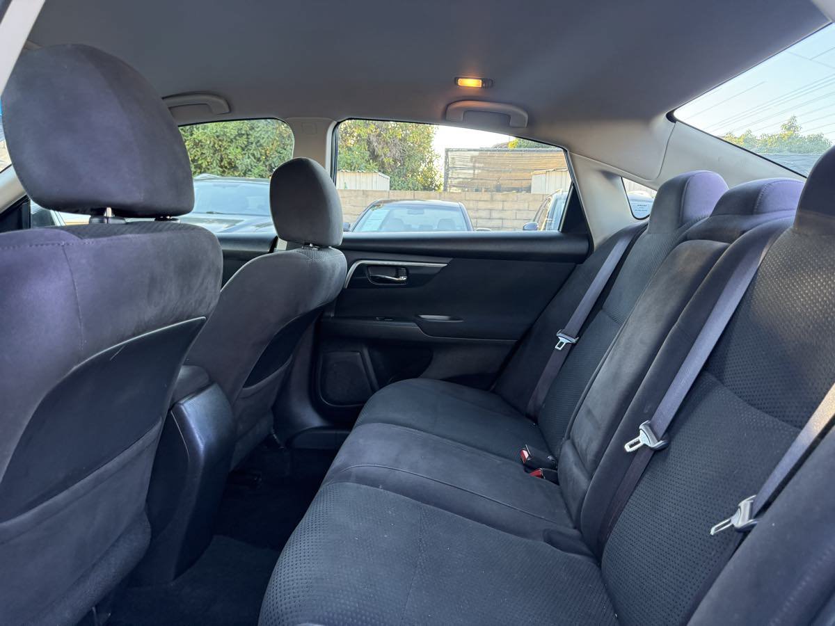 Used 2014 Nissan Altima 2.5 S FWD image 23