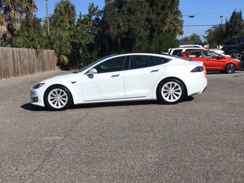 Used 2018 Tesla Model S 75D image 8