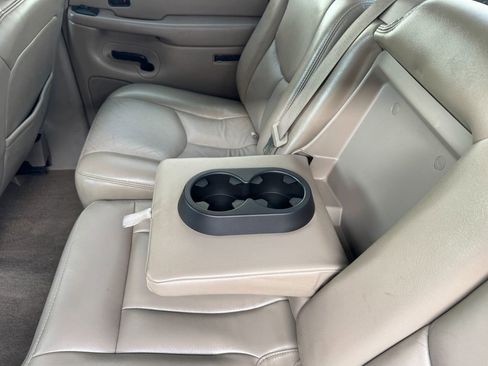 Used 2006 Chevrolet Silverado 2500 W/T w/ Skid Plate Package AWD/4WD image 31