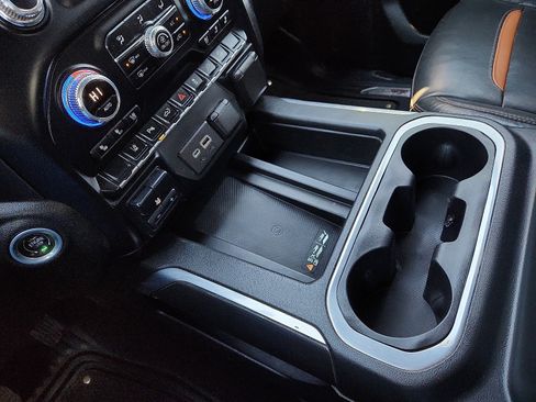 Used 2022 GMC Sierra 2500 AT4 w/ AT4 Premium Plus Package image 25