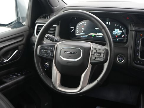 Used 2022 GMC Yukon XL Denali w/ Max Trailering Package image 17