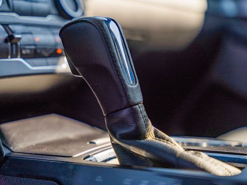 Certified 2017 Ford Explorer XLT w/ Equipment Group 202A image 29