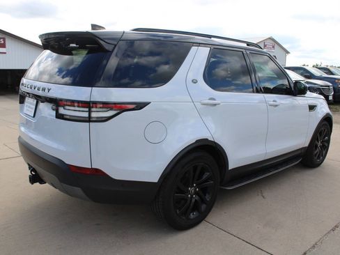 Used 2019 Land Rover Discovery SE AWD/4WD image 8