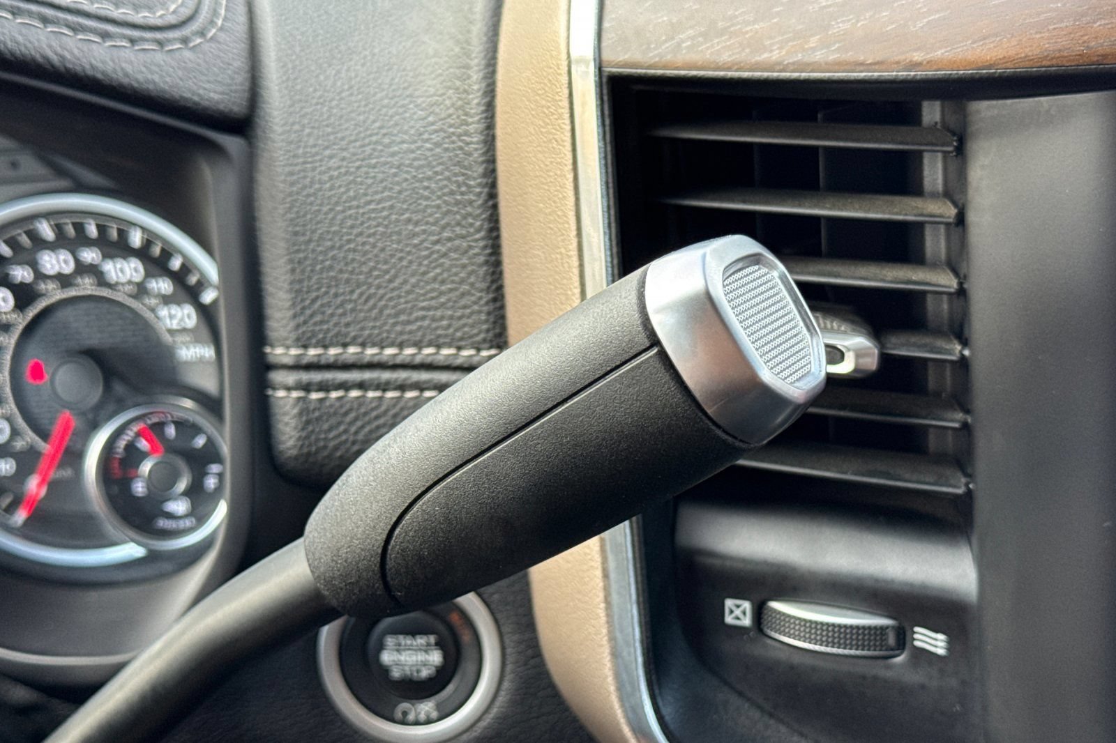Used 2022 RAM 2500 Laramie AWD/4WD image 21