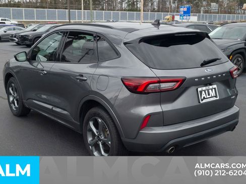 Used 2023 Ford Escape ST-Line image 11