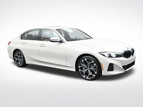 New 2026 BMW 330i Sedan w/ Premium Package RWD image 2