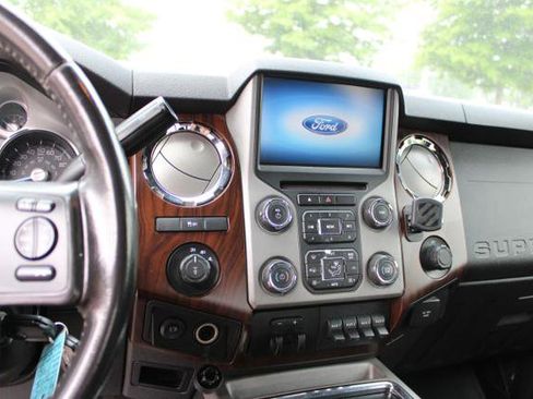 Used 2015 Ford F350 Lariat w/ Lariat Ultimate Package AWD/4WD image 15