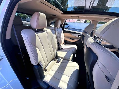 Used 2023 Acura MDX SH-AWD w/ Technology Package image 29