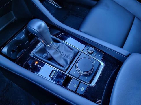 Certified 2025 MAZDA MAZDA3 s image 10