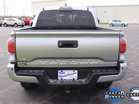 Used 2023 Toyota Tacoma TRD Off-Road w/ Technology Package image 11