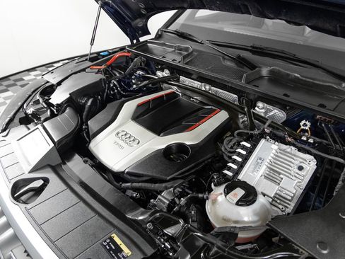 Used 2018 Audi SQ5 Premium Plus w/ Navigation Package image 38