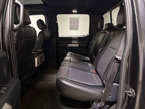 Used 2015 Ford F150 Lariat image 24