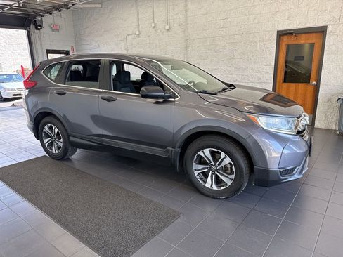 Used 2018 Honda CR-V LX image 1