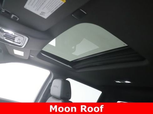 Used 2025 GMC Sierra 2500 AT4 AWD/4WD image 18
