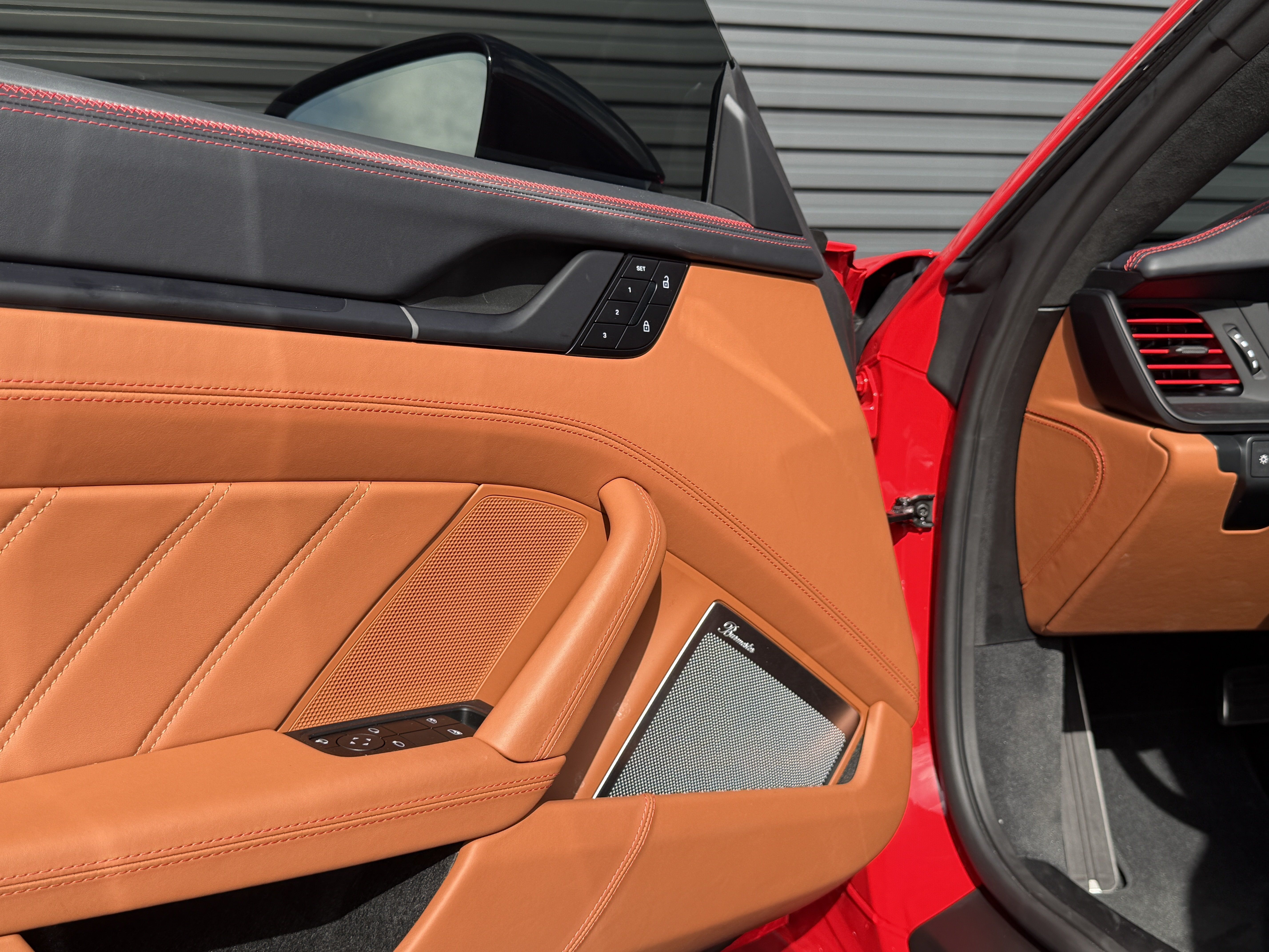 Certified 2025 Porsche 911 Carrera GTS RWD image 20