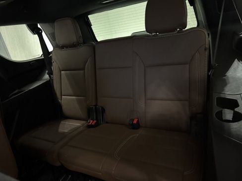 Certified 2021 Chevrolet Tahoe High Country w/ Premium Package image 19