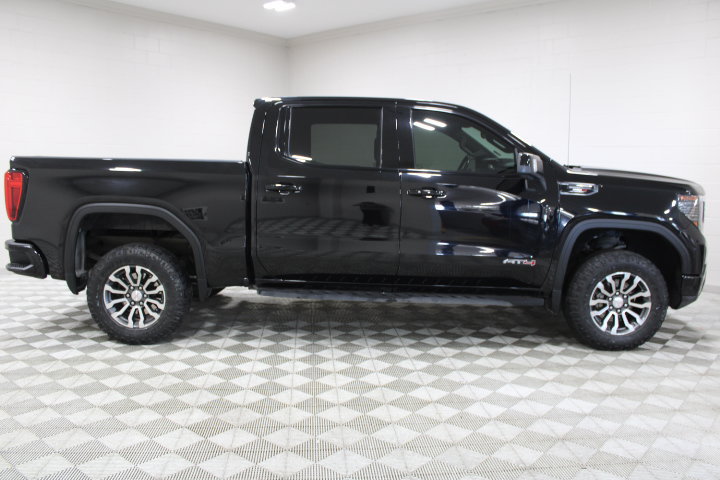 Used 2022 GMC Sierra 1500 AT4 w/ AT4 Premium Package AWD/4WD image 12