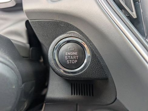 Used 2025 Subaru Crosstrek 2.0i Premium image 28