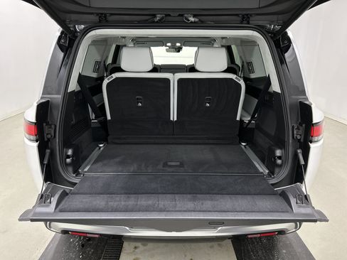 Used 2024 Rivian R1S Adventure AWD/4WD image 15