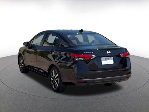Used 2025 Nissan Versa SV FWD image 11