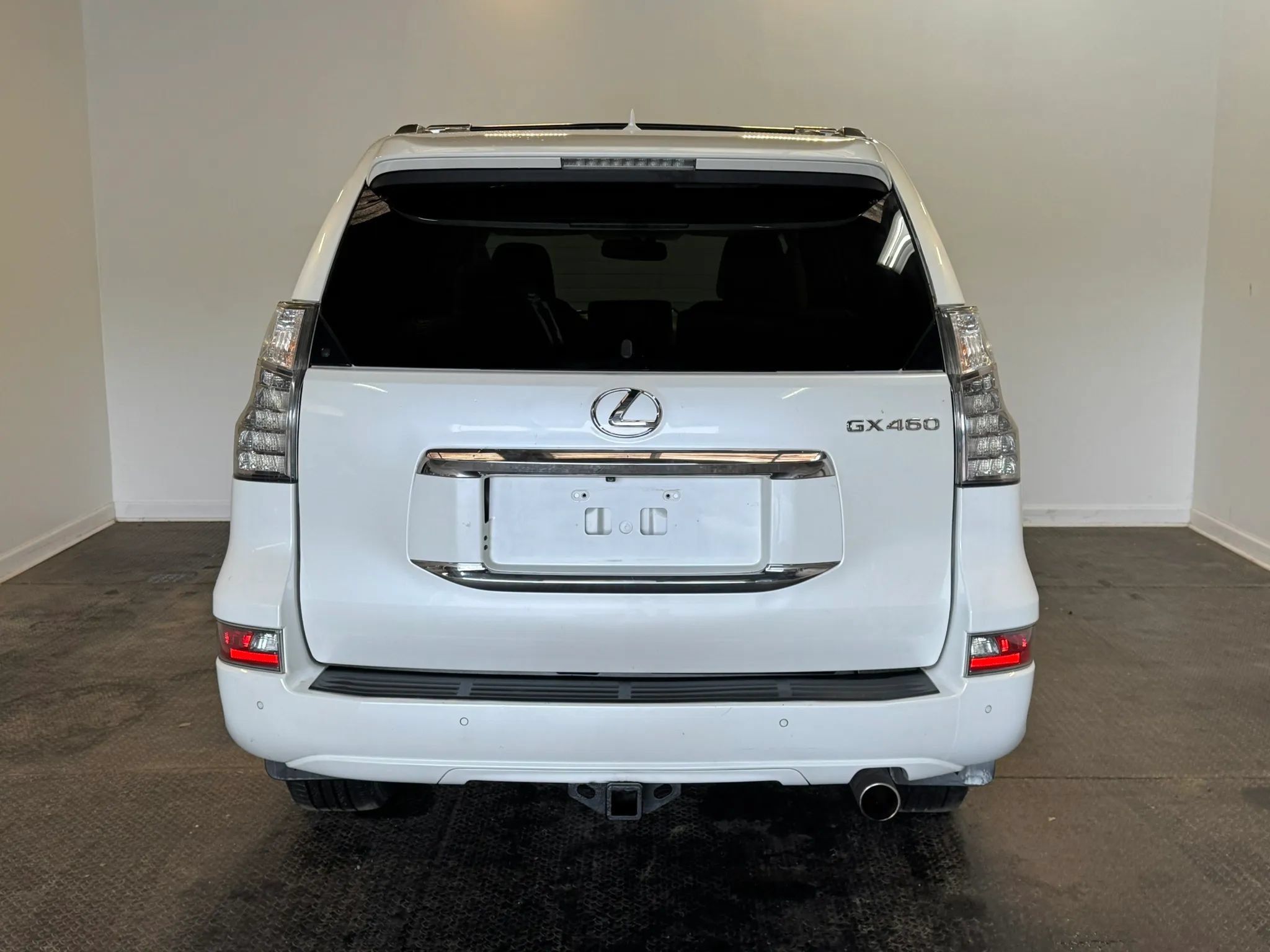 Used 2015 Lexus GX 460 w/ Premium Package AWD/4WD image 5